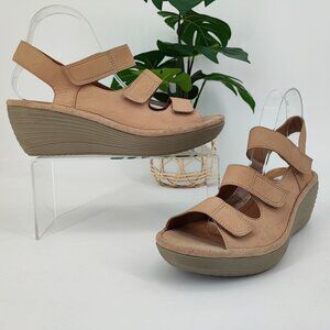 Clarks Women's Reedly Juno Wedge Slingback Tan Leather Sandal Size 9W